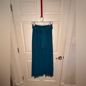Melansay maxi skirt 